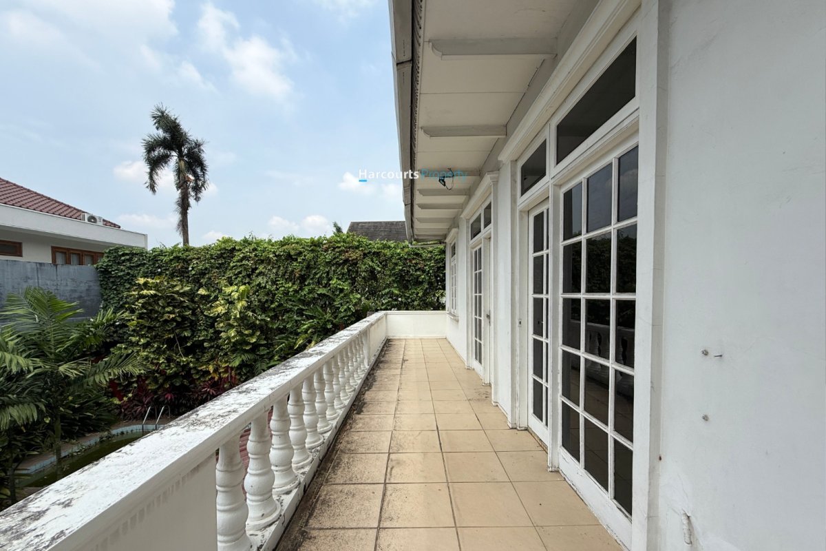 Dijual Rumah Klasik Bagus dan Terawat Lokasi Strategis di Pondok Indah - Foto 11