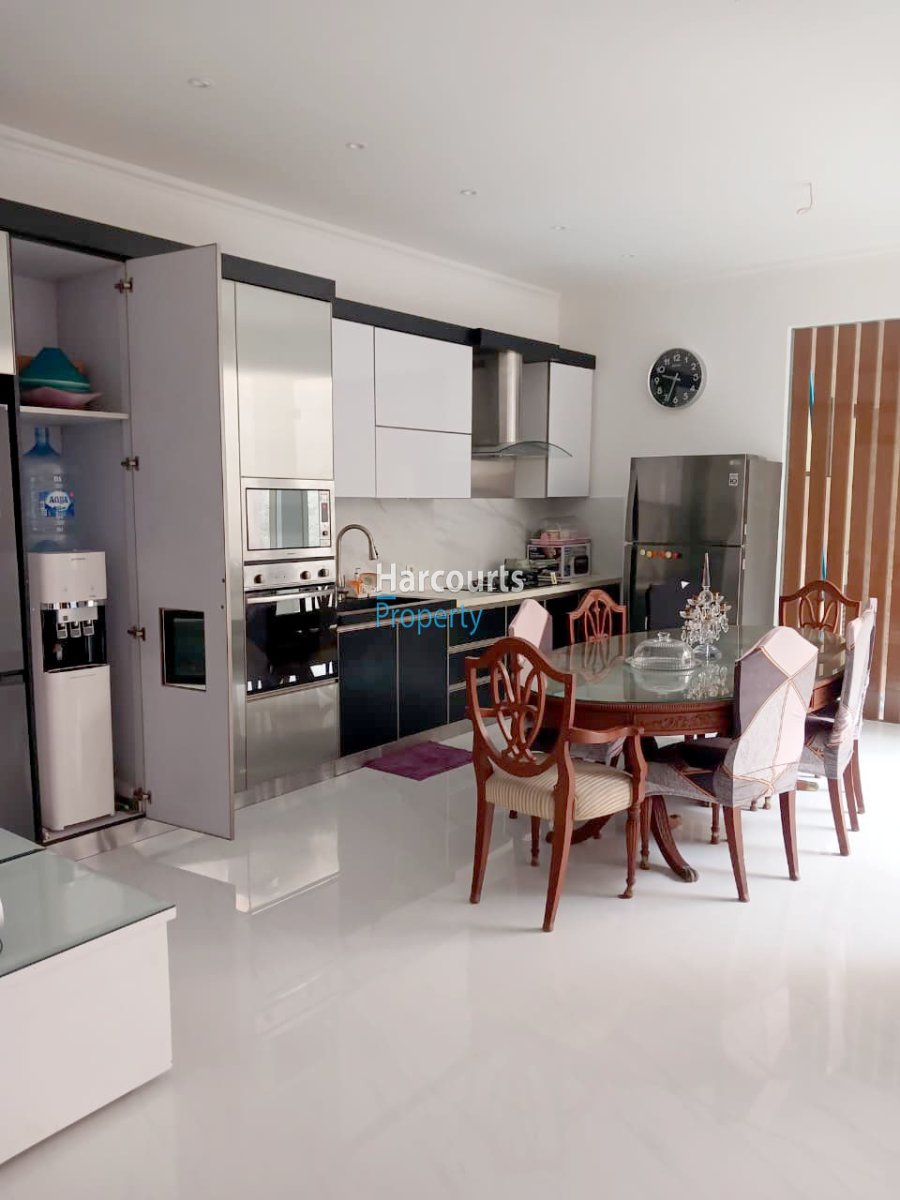Disewakan Rumah Klasik Terawat Area Jl. Alam Asri Pondok Indah - Foto 4