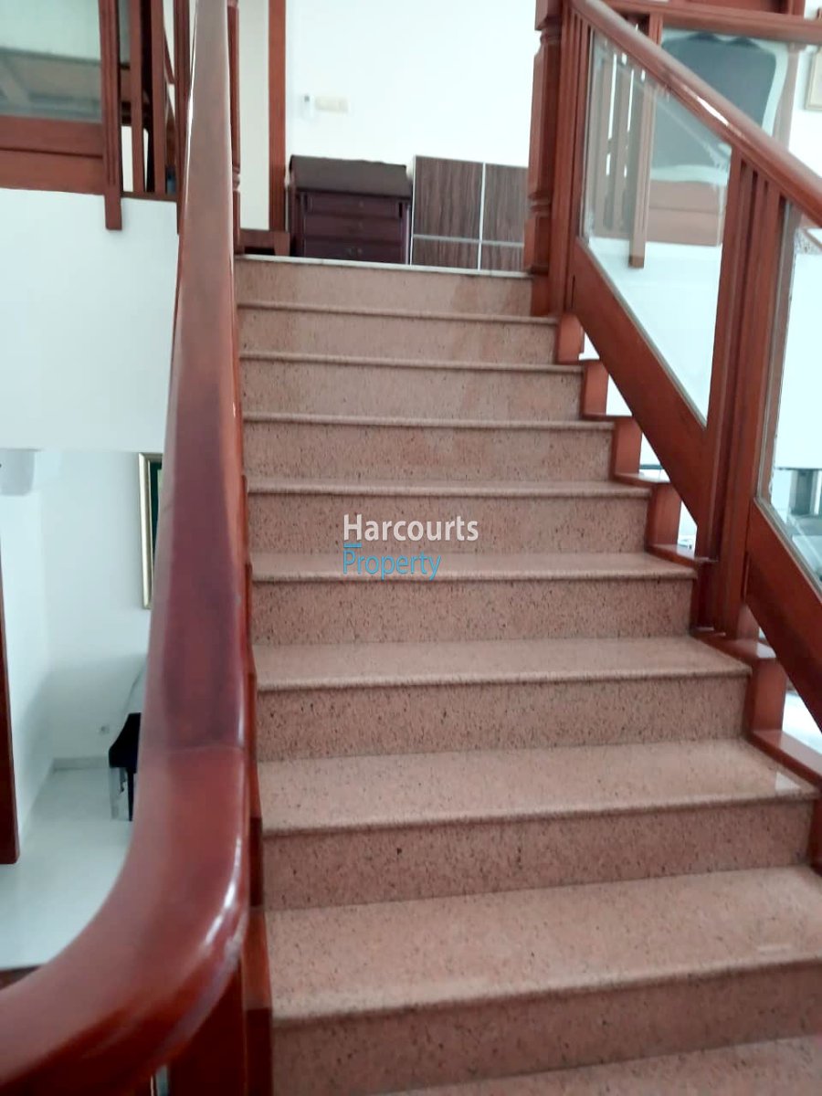 Disewakan Rumah Klasik Terawat Area Jl. Alam Asri Pondok Indah - Foto 5