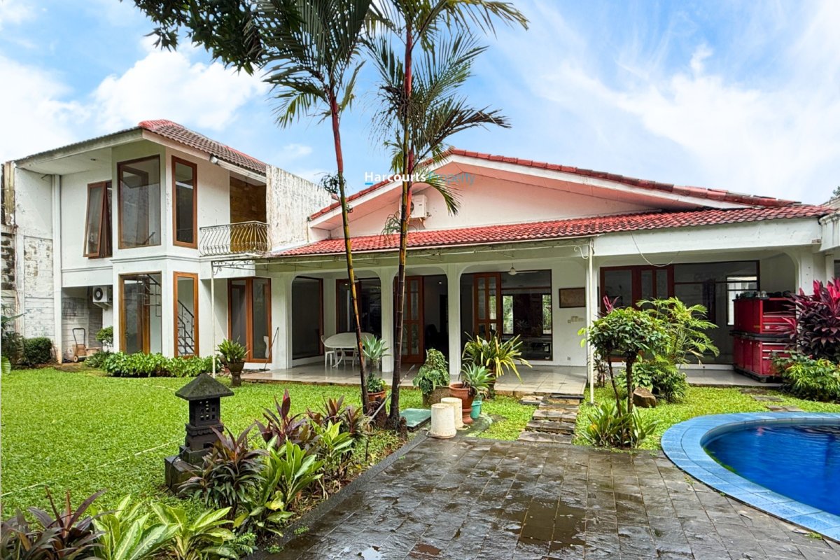 Dijual Rumah Hunian Klasik Bagus dan Terawat Lingkungan Nyaman dan Tenang di Kemang - Foto 8