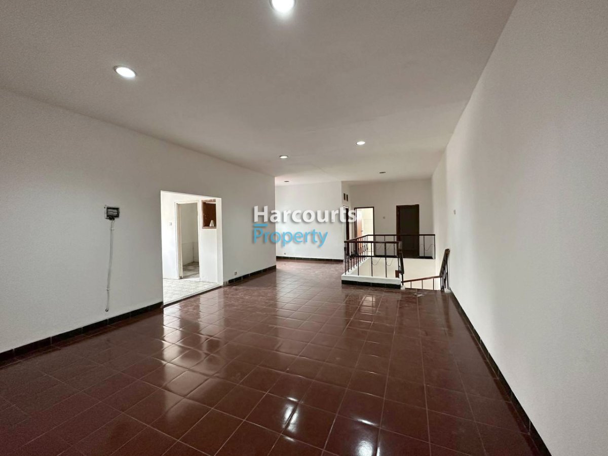 Disewakan Rumah Bisa Untuk Silent Office Lokasi Strategis di Menteng - Foto 3