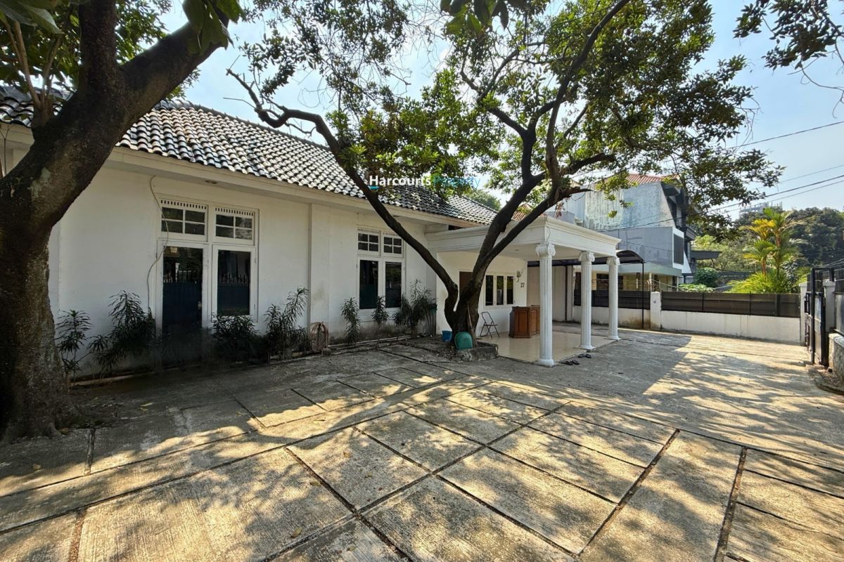 Disewakan Rumah Bisa Untuk Silent Office Lokasi Strategis di Menteng