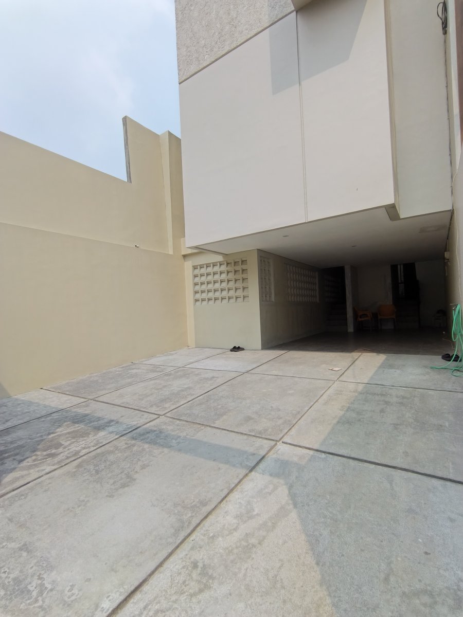 Dijual Rumah Baru Kemang Barat 3 Lantai - Lokasi Premium & Strategis (SHM) - Foto 6