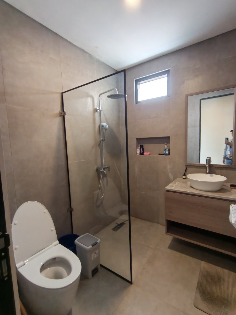 Dijual Rumah Baru Kemang Barat 3 Lantai - Lokasi Premium & Strategis (SHM) - Foto 9