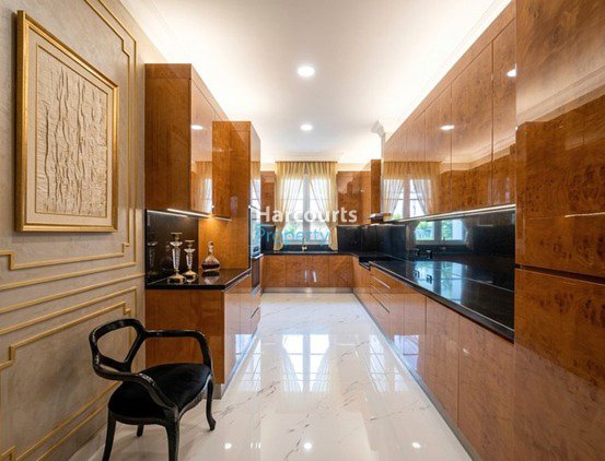 Dijual Rumah Recently Renovated & Furnished di Jl. Situbondo, Menteng - Foto 6