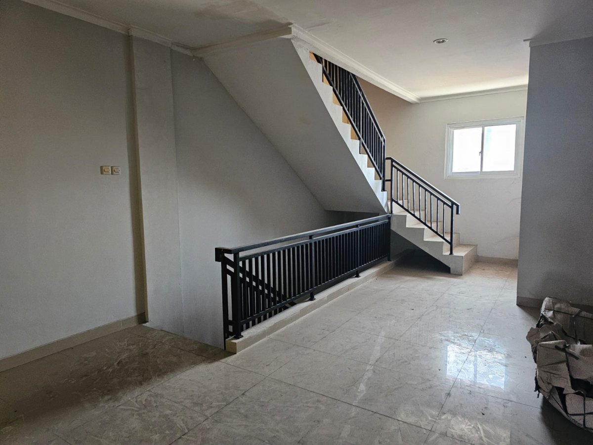 Ruko 3 lantai di Jl Kolonel Ahmad Syam, Bogor - Foto 7