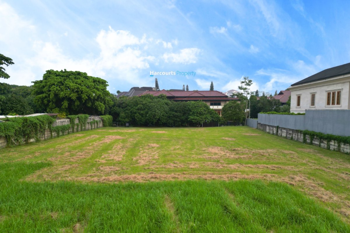 Dijual Tanah Kavling Satu2nya Menghadap Lapangan Golf Area Jl. Bukit Golf Pondok Indah - Foto 2
