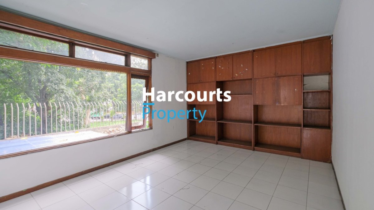 Dijual Rumah Klasik Lokasi Strategis Pinggir Jalan Raya Untuk Usaha Jl. Metro Pondok Indah - Foto 3