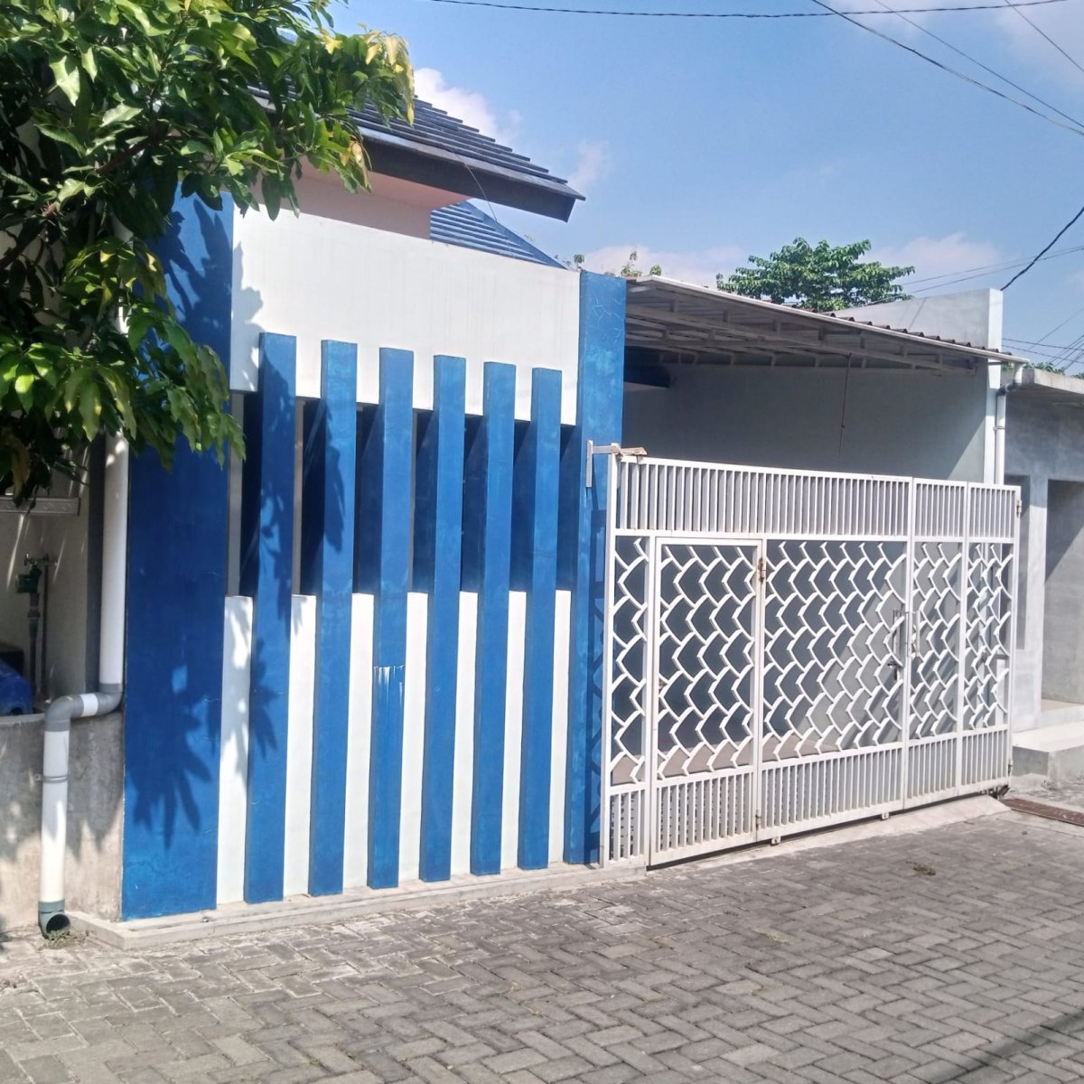 Rumah Cantik Estetik Siap Huni di Cluster Mojosongo, Solo