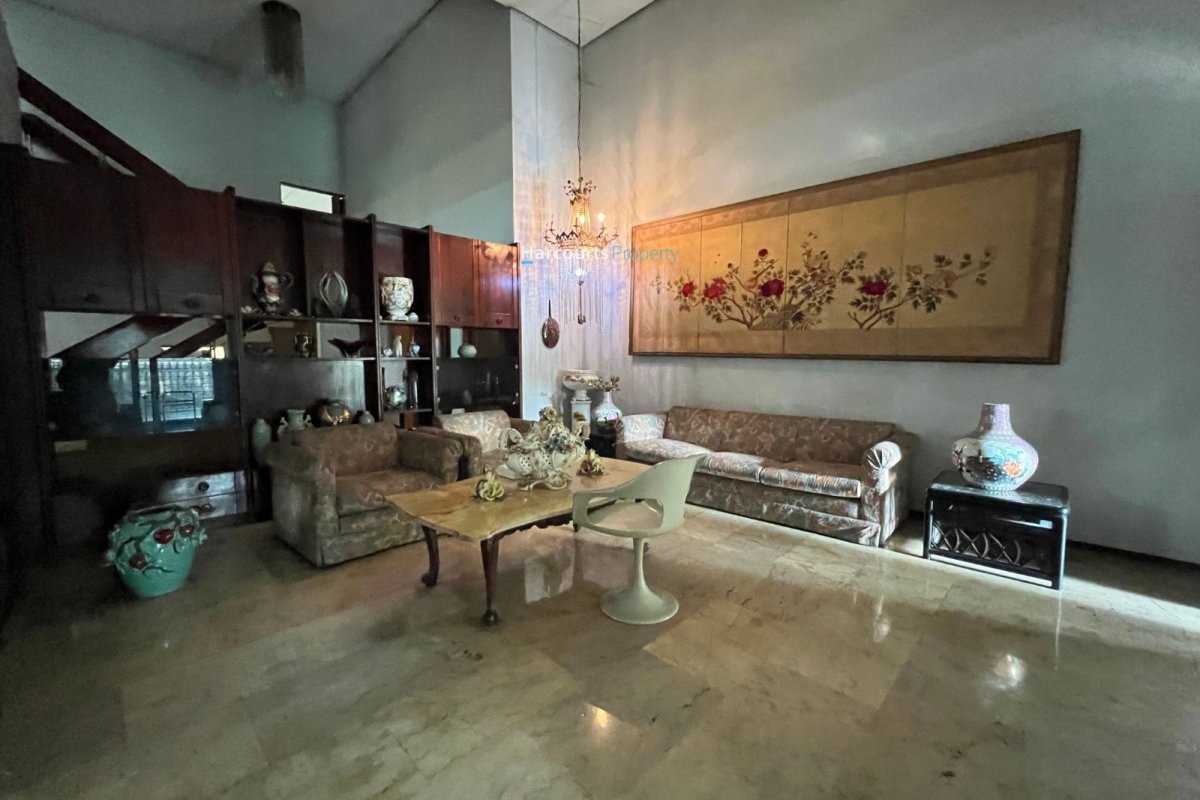 Dijual Rumah Lama Hitung Tanah Lokasi Strategis Posisi Hook Area Pakubuwono, Kebayoran Baru - Foto 2