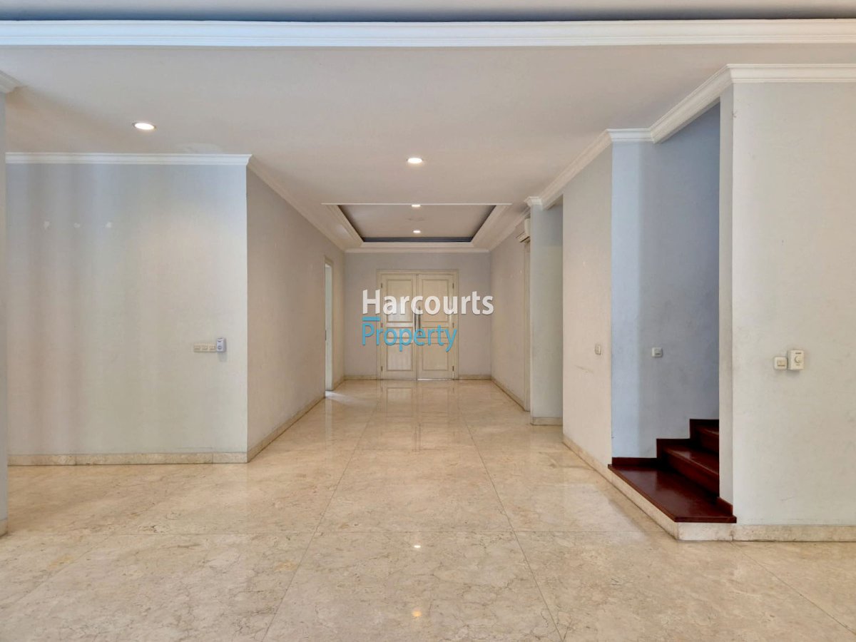 Disewakan Rumah Modern Klasik Area Jl. Alam Asri I Pondok Indah - Foto 2