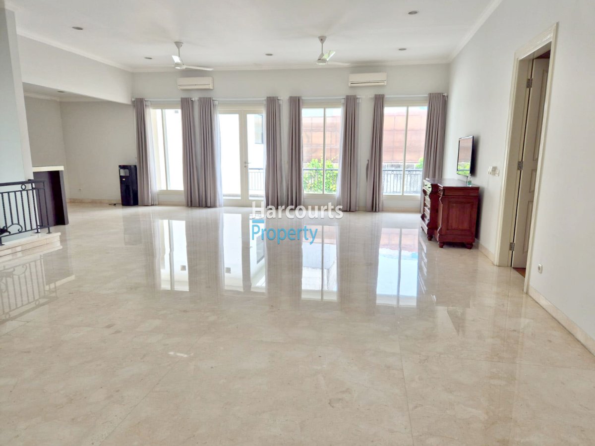 Disewakan Rumah Modern Klasik Area Jl. Alam Asri I Pondok Indah - Foto 4