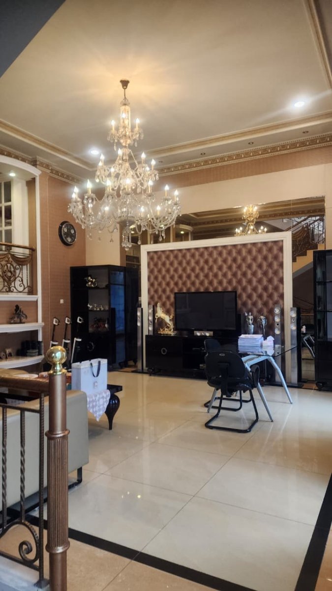 Dijual Rumah Bagus Dan Jalan Lebar Di Gading Kirana, Kelapa Gading - Jakarta Utara - Foto 5