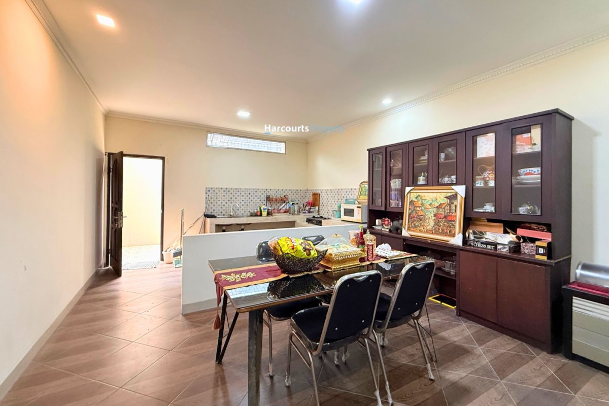 Dijual Rumah Klasik Modern Siap Huni Area Jl. Pengadegan Timur III Pancoran - Foto 9