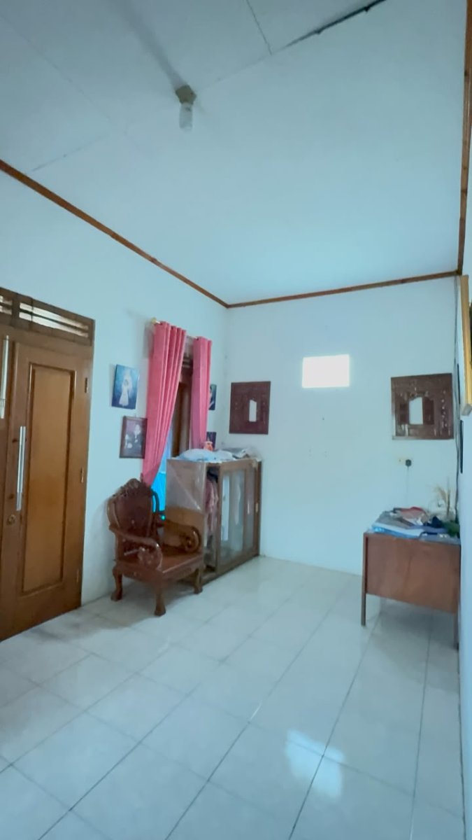 Rumah 2 Lantai Siap Pakai Dekat Pabrik Gula Tasikmadu Karanganyar - Foto 9