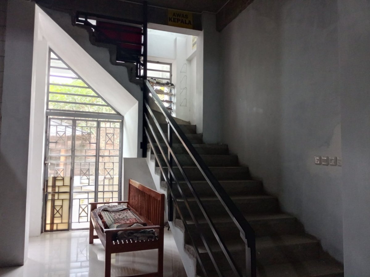Rumah mewah siap huni di Jaten, Karanganyar - Foto 3