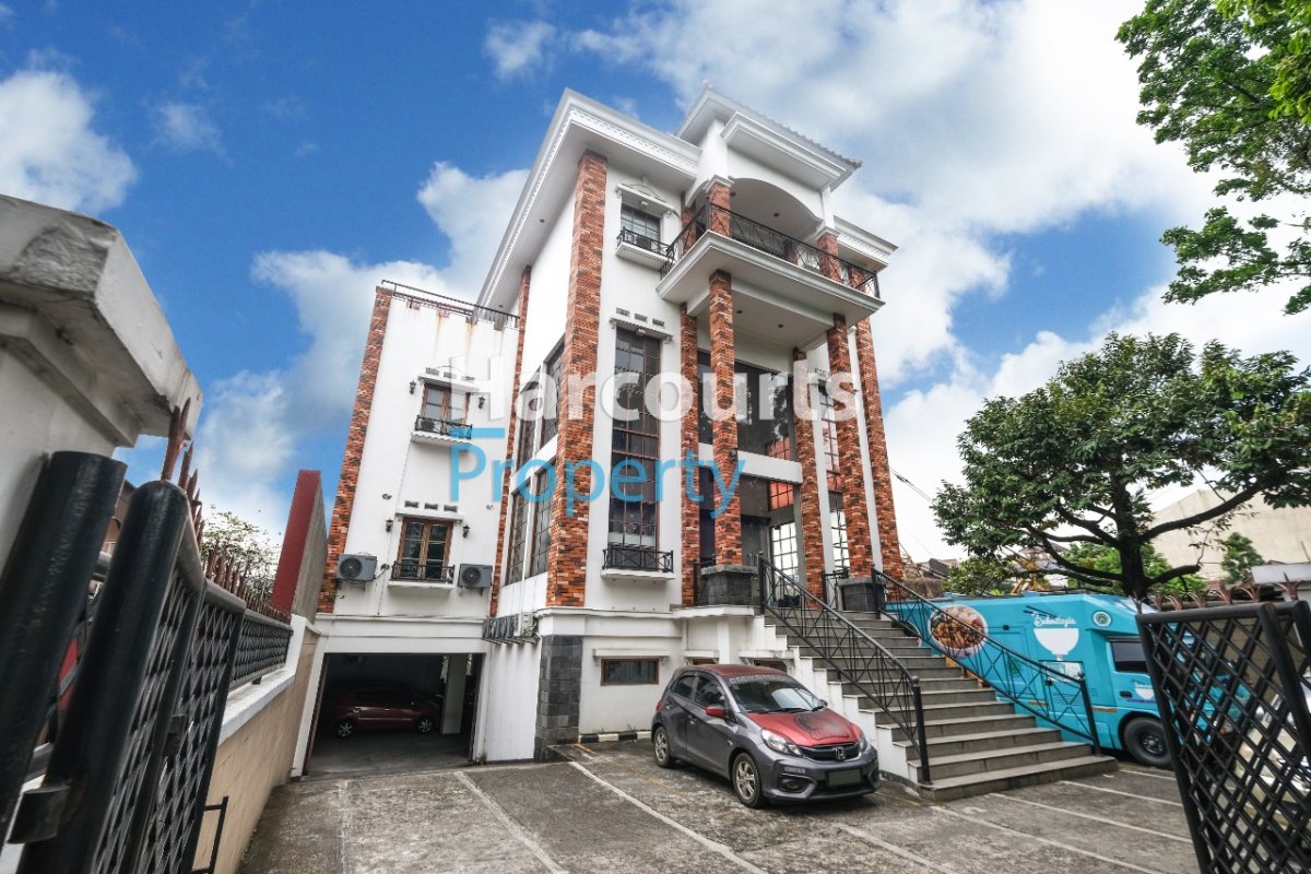 Dijual Mini Building Strategis Area Jl. Kramat Pela Kebayoran Baru