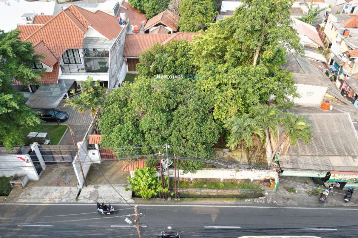 Dijual Tanah Bonus Bangunan Lokasi Super Strategis Area Jl. Siaga Raya Pejaten
