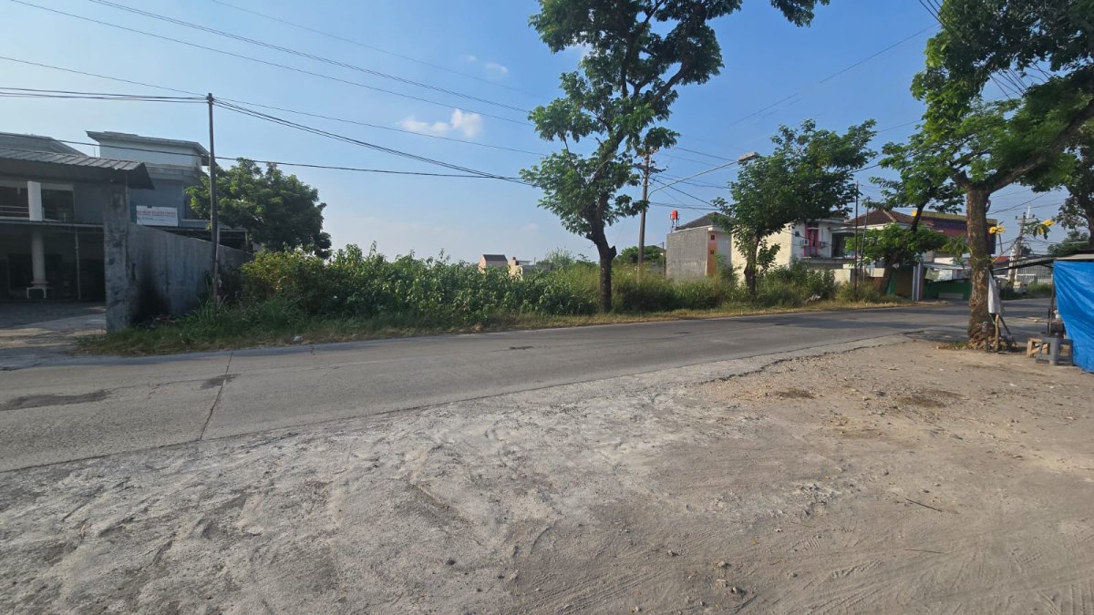 Tanah Strategis Jalan Adi Sumarmo Dekat Tol Klodran Solo Cocok Komersial & Investasi
