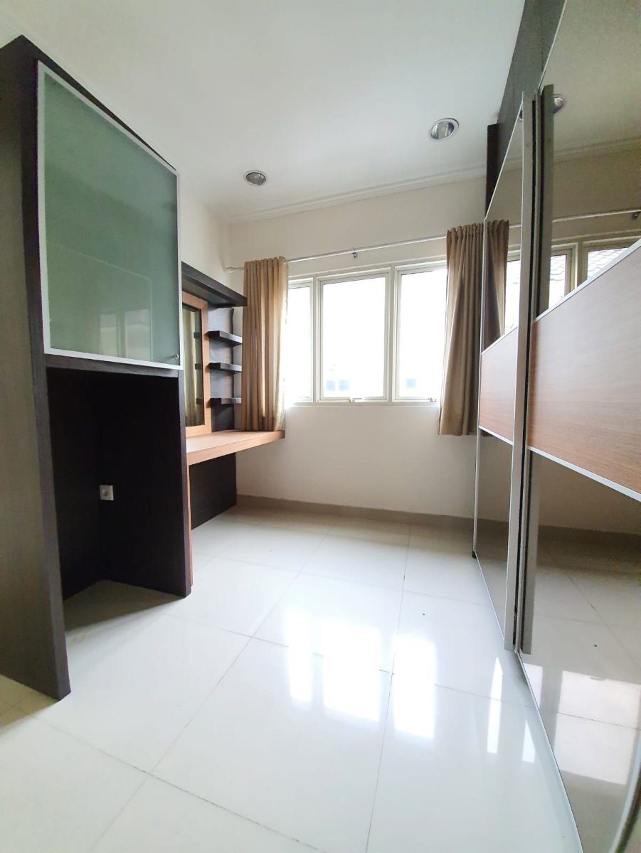 Dijual Rumah Lokasi Strategis Di Atas MOI, Kelapa Gading - Jakarta Utara - Foto 4