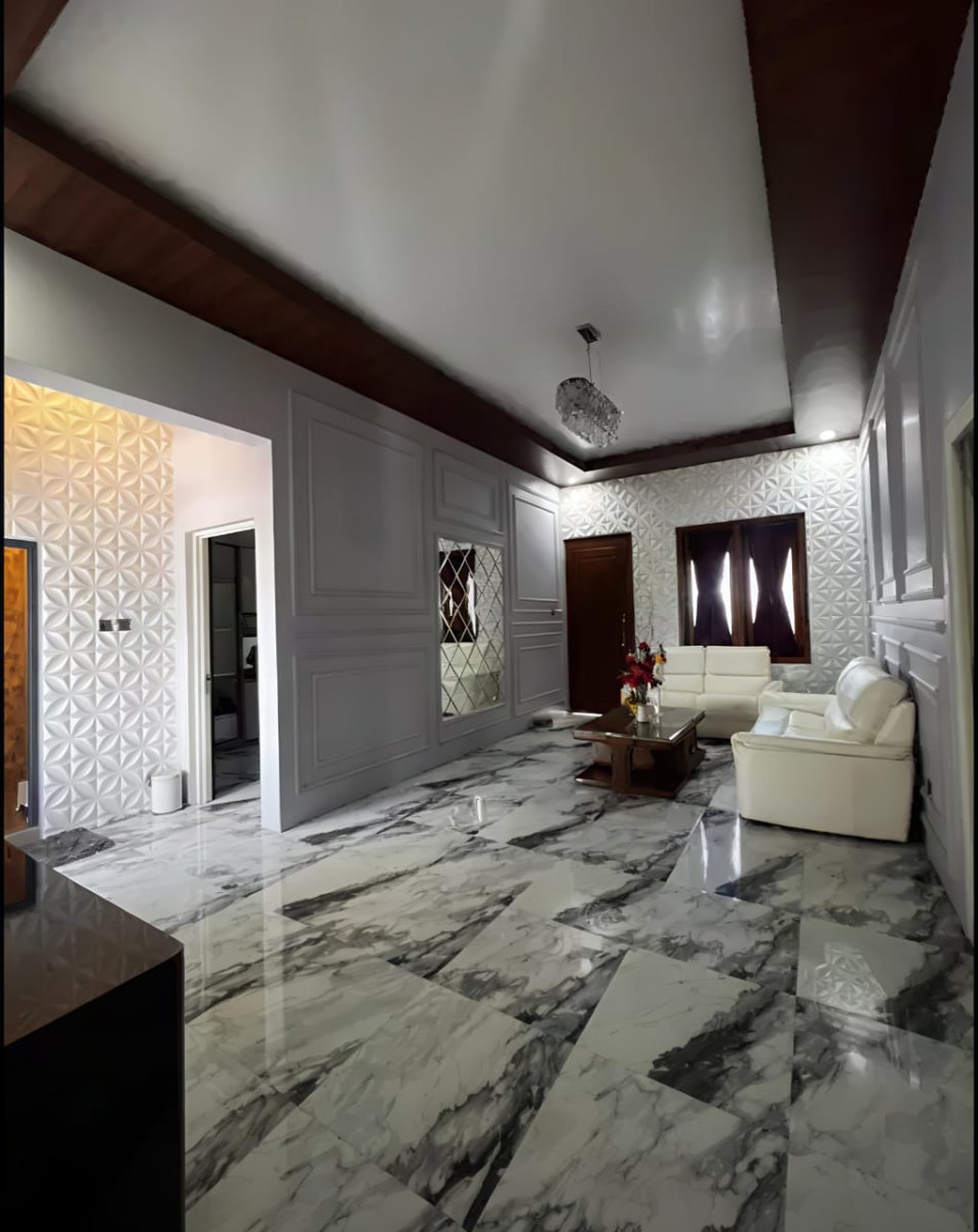 Rumah Mewah 2 Lantai Full Furnished di Cluster Elite Solo Baru - Foto 5