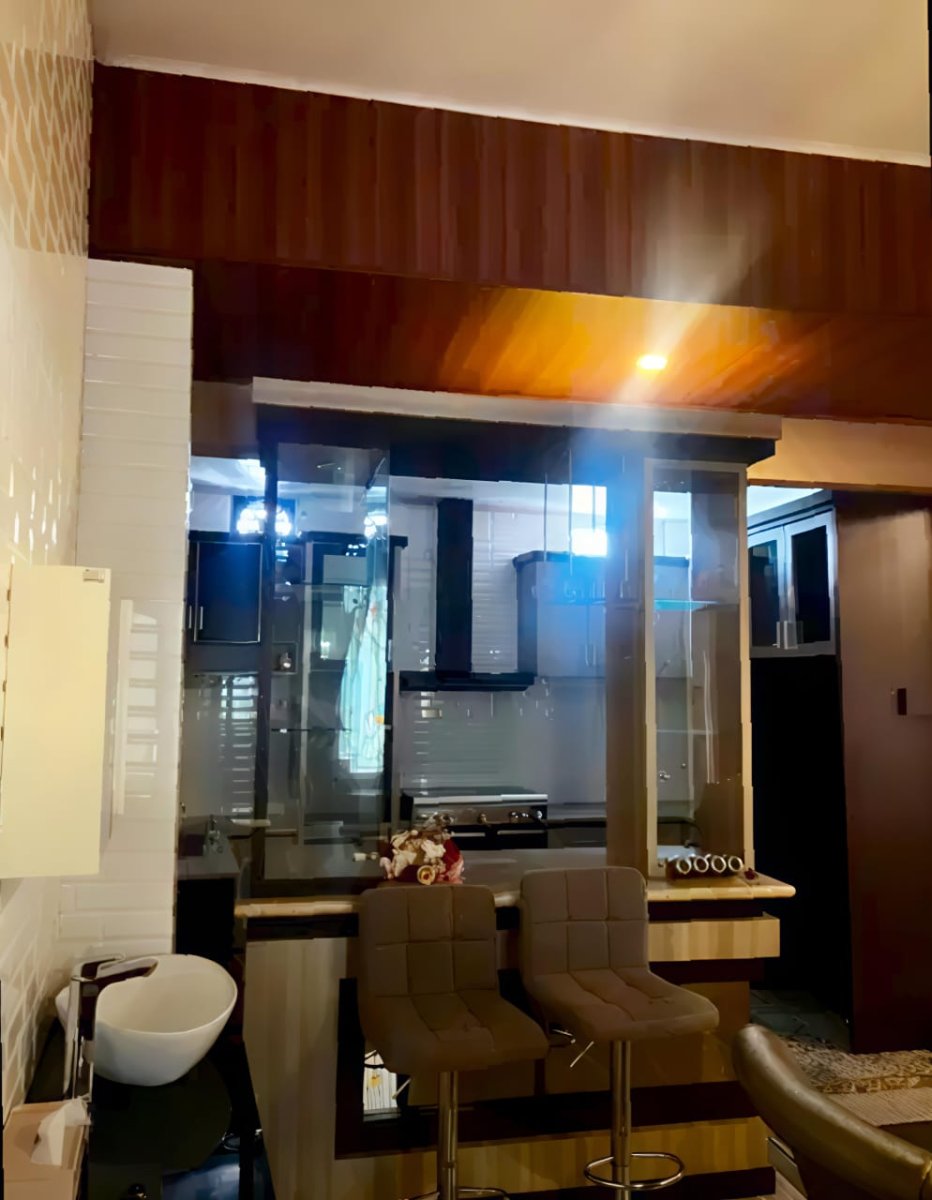 Rumah Mewah 2 Lantai Full Furnished di Cluster Elite Solo Baru - Foto 8