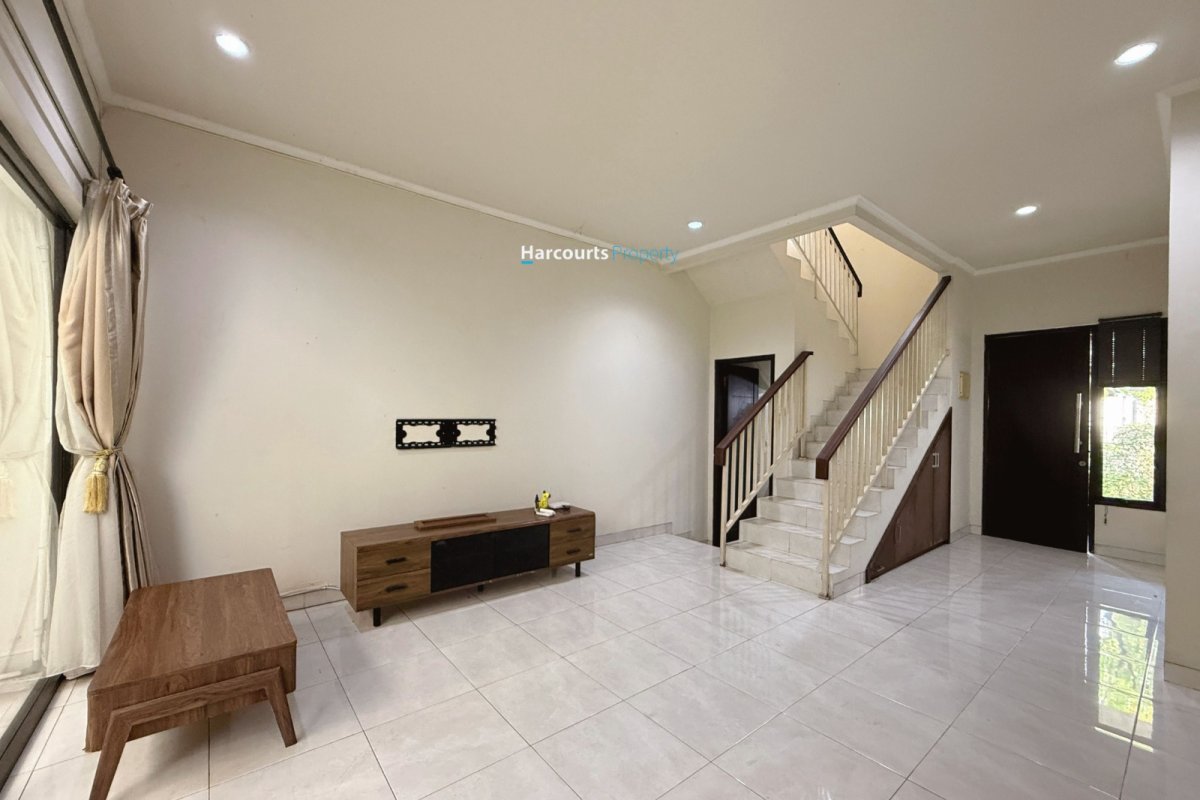 Disewakan Rumah Minimalis Hunian Bisa untuk Kantor Area Jl. MPR Cipete - Foto 2