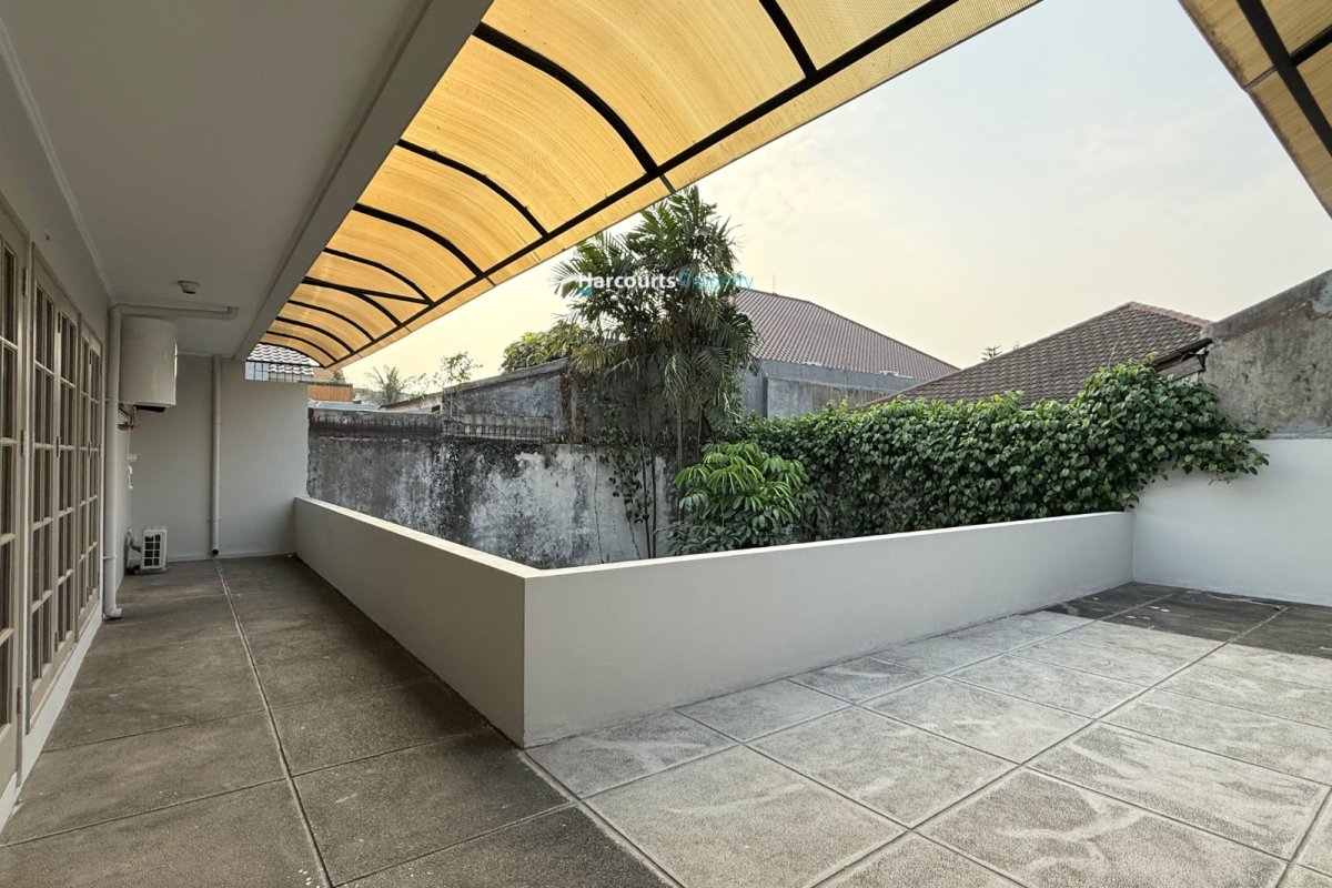 Disewakan Rumah Klasik Siap Huni Area Jl. Taman Duta Pondok Indah - Foto 9