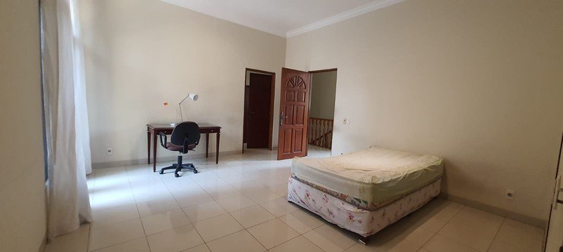 Dijual Rumah Luas Dan Asri Di Jl. Sarinembah Desa Harjamukti, Cimanggis - Depok - Foto 10