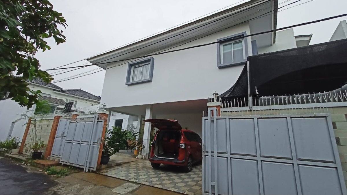 Dijual rumah luas rasa villa dekat sekolah Tara Salvia Ciputat Tangsel - Foto 11