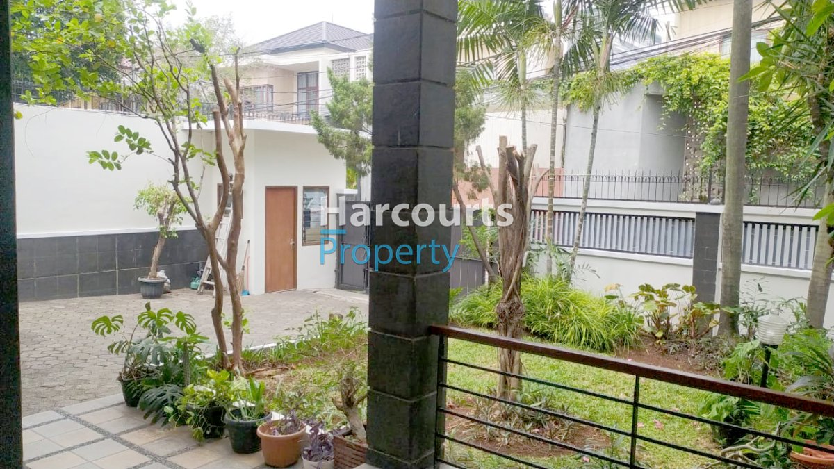 Disewakan Single House Terawat Modern Area Kemang - Foto 2