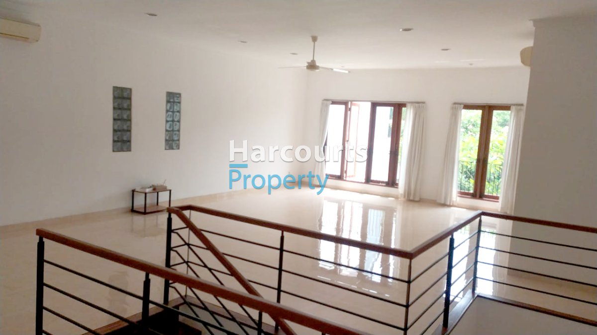 Disewakan Single House Terawat Modern Area Kemang - Foto 10