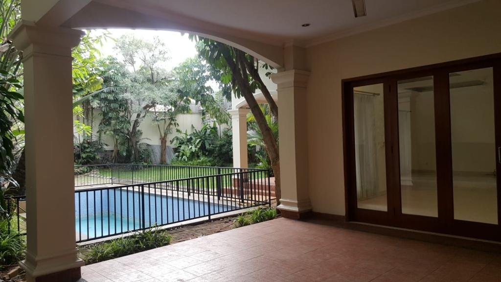 Disewakan Rumah Compound Nyaman Area Kemang - Foto 13