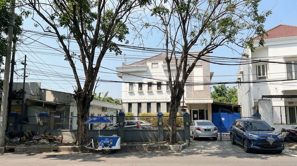 Lelang Gedung Komersil Lokasi Jl. Margorejo Surabaya