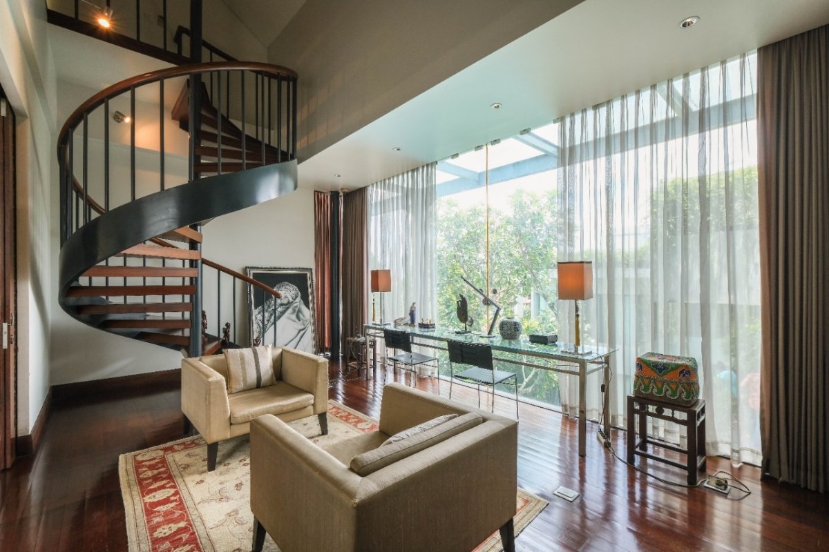 Rumah seperti Villa Bali area kemang - Foto 3