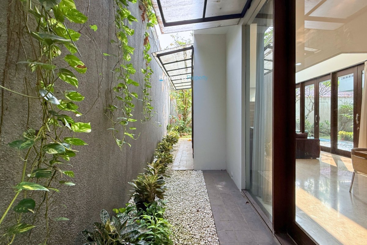 Dijual Townhouse Modern Tropikal Area Jl. Kemang Timur Kemang - Foto 7