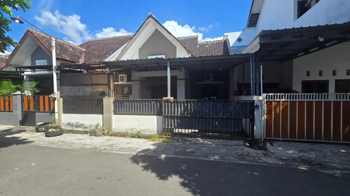 Rumah Murah Siap Huni di Perumahan Gentan Solo