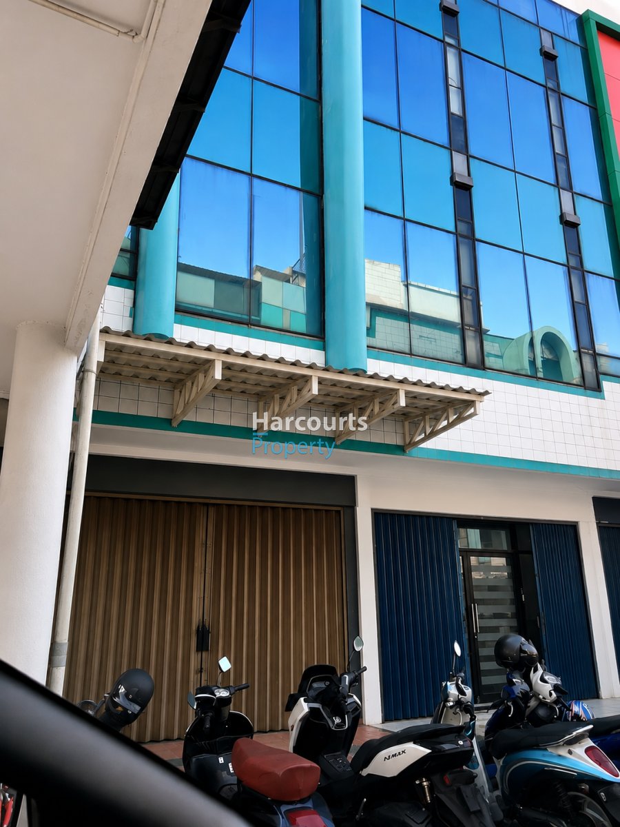 Dijual/Disewa Ruko 3 Lantai dalam Komplek Area Jl. Fatmawati