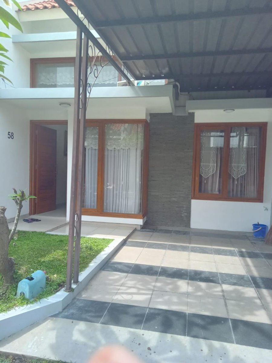 Rumah Full Furnished Siap Huni di Cluster Elite Colomadu - Foto 6