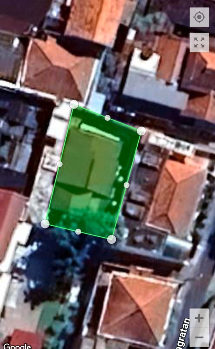 Rumah Adem & Nyaman di Pusat Kota Solo Dekat Jl. Slamet Riyadi dan Matahari Singosaren - Foto 3