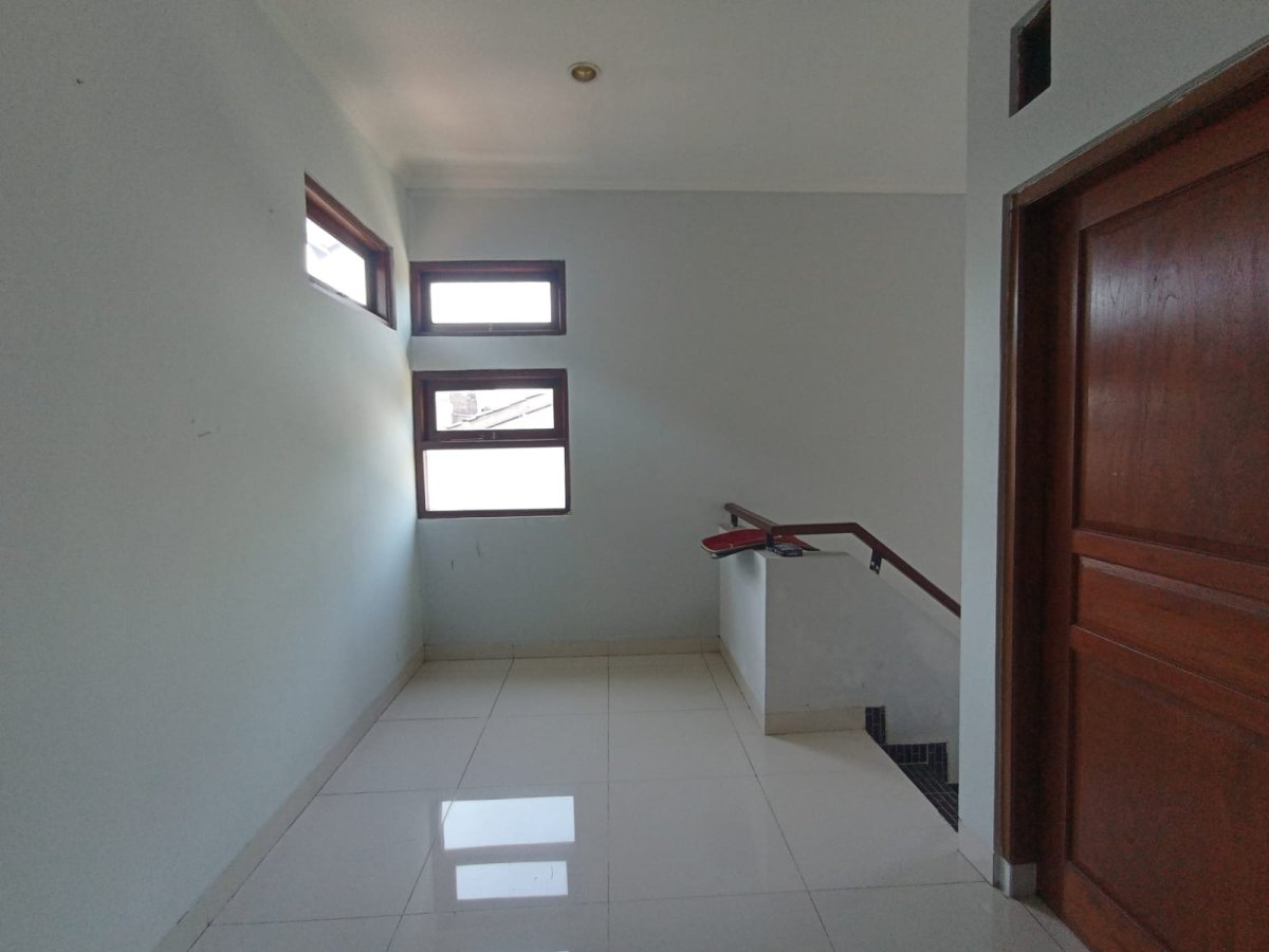 Rumah Cluster Hook 2 Lantai Siap Huni Dekat Luwes Kartasura, Solo - Foto 11