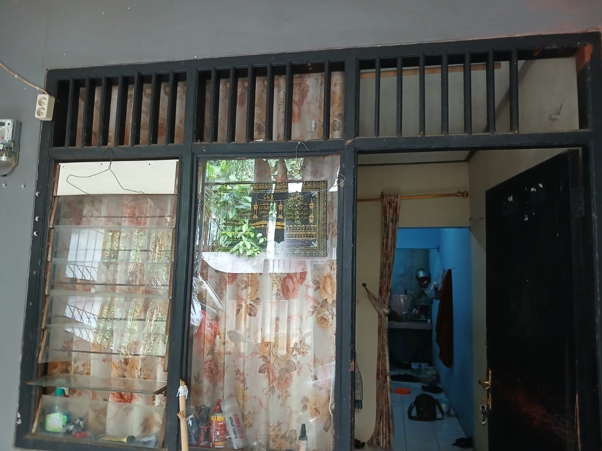 DIJUAL CEPAT! Rumah Minimalis Siap Huni Akses Motor SHM di Pondok Kacang Barat Tangsel - Foto 2