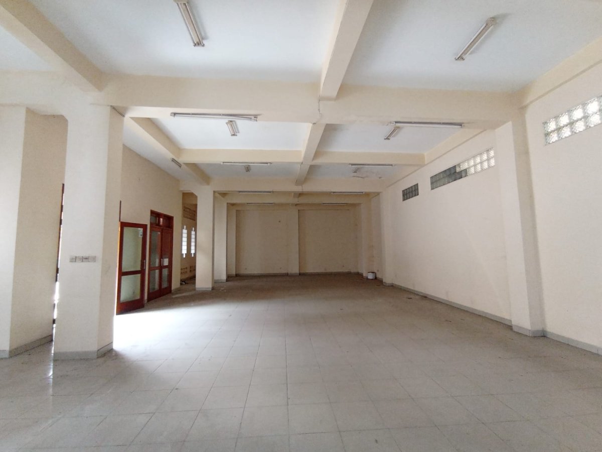Ruko 2 Lantai Bagus Strategis Siap Pakai Dekat Pasar Nusukan, Banjarsari, Solo - Foto 5