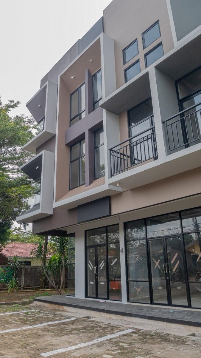Disewakan Ruko Siap Pakai 3 Lantai Dekat Pasar Modern BSD - Foto 2
