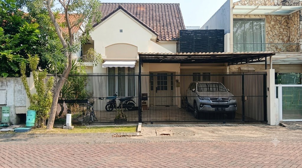 Lelang Rumah @Kawasan Elit Taman Puspa Raya Citraland Surabaya