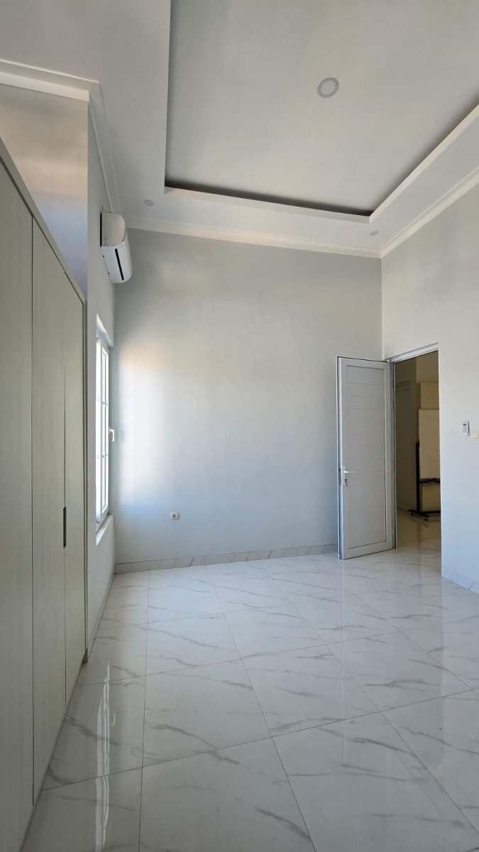 Rumah Minimalis Modern 2 Lantai Dekat Jalan Adi Sucipto - Foto 4
