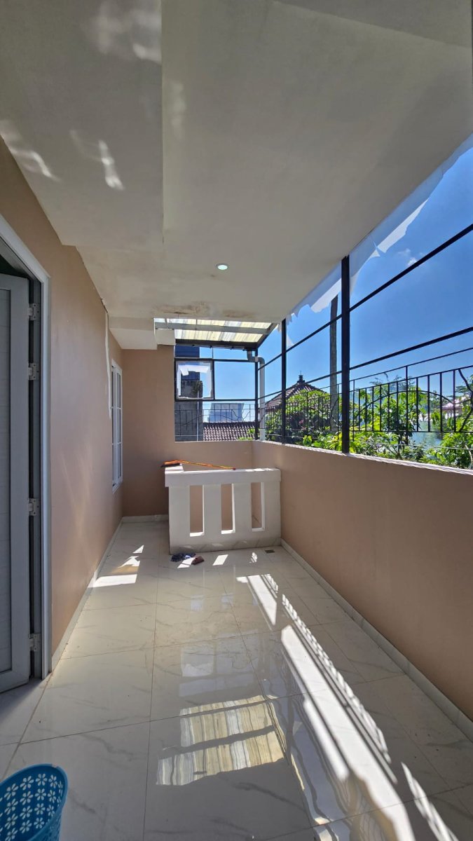 Rumah Minimalis Modern 2 Lantai Dekat Jalan Adi Sucipto - Foto 5