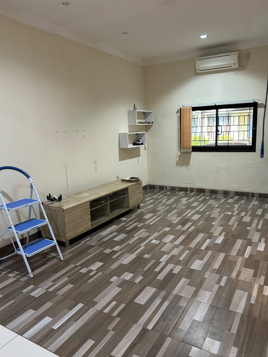 Dijual Rumah di Melia Garden, Graha Raya Bintaro Tangerang Selatan - Foto 8