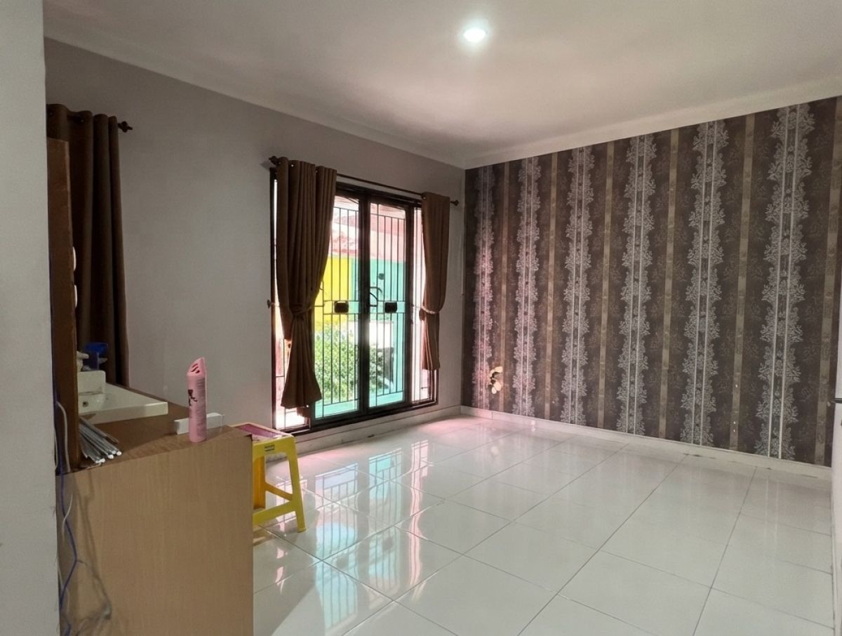 Dijual Rumah di Melia Garden, Graha Raya Bintaro Tangerang Selatan - Foto 7
