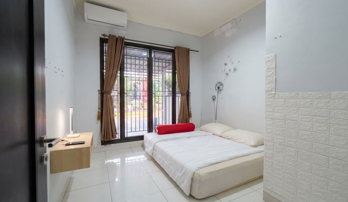 Dijual Rumah di Melia Garden, Graha Raya Bintaro Tangerang Selatan - Foto 9